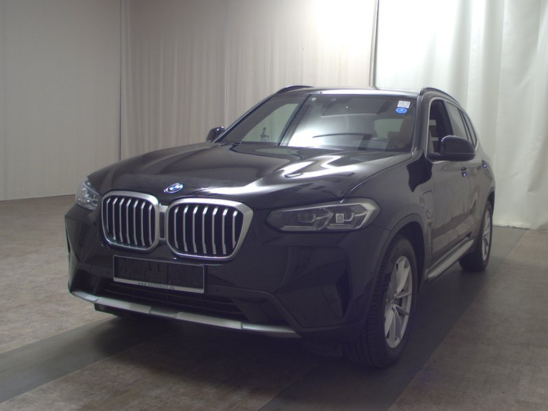 BMW X3 xDrive30e automatik • panorama • Full LED — 2