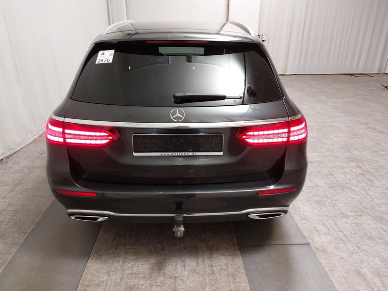 Mercedes-Benz E 220 d automatik Avantgarde • LED • AHK — 14