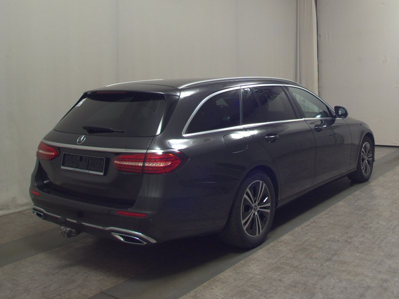 Mercedes-Benz E 220 d automatik Avantgarde • LED • AHK — 4