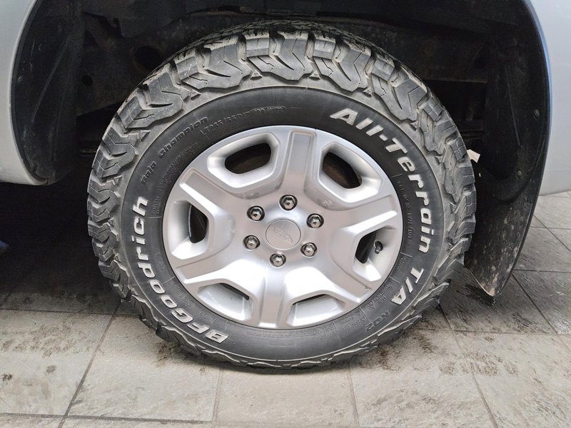 Ford Ranger 2.2 TDCi automatik • koža — 10