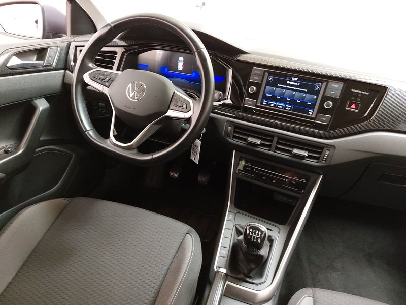 Volkswagen Polo 1.0 Life • LED • digitalni instrumenti — 12