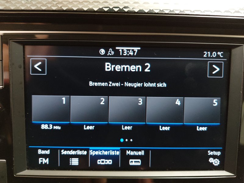 Volkswagen Polo 1.0 Life • LED • digitalni instrumenti — 17