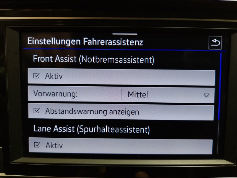 Volkswagen Polo 1.0 Life • LED • digitalni instrumenti — 19
