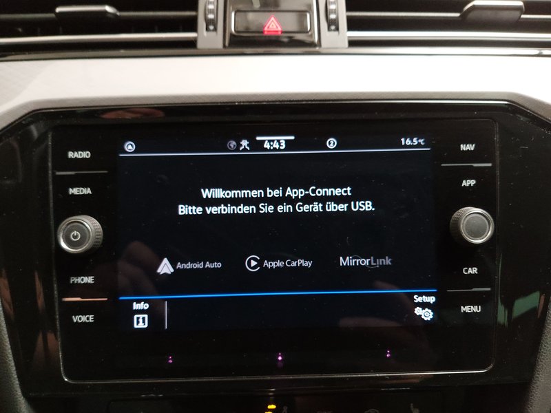 Volkswagen Passat Variant 2.0 TDI automatik Business • ACC • LED — 17