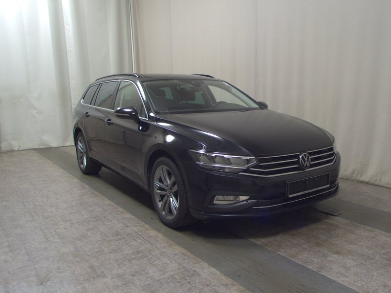 Volkswagen Passat Variant 2.0 TDI automatik Business • ACC • LED — 3