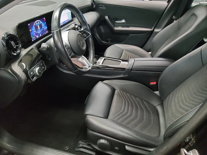 Mercedes-Benz A 180 d automatik • Full LED • digitalni instrumenti — 9