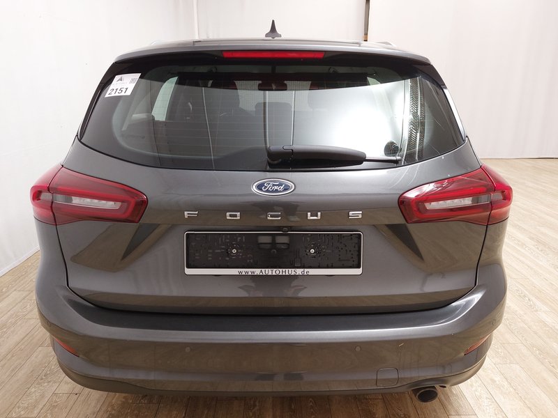 Ford Focus Turnier 1.5 EcoBlue Titanium automatik • Full LED — 14