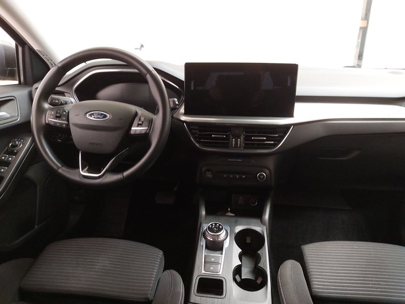 Ford Focus Turnier 1.5 EcoBlue Titanium automatik • Full LED — 16