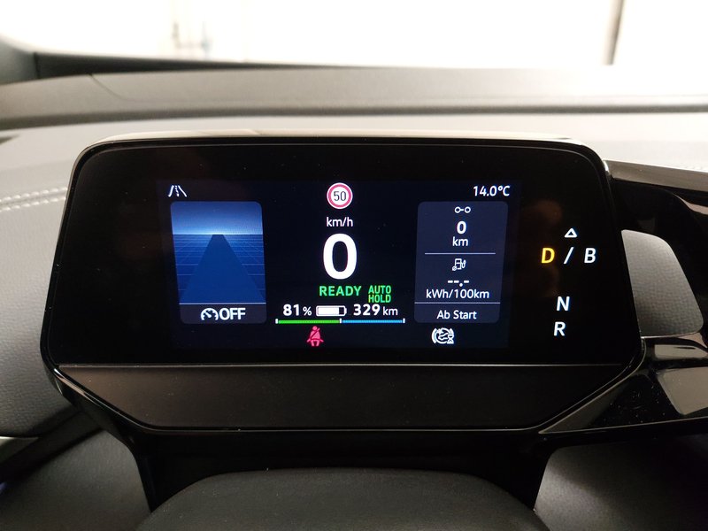 Volkswagen ID.4 Pro Performance • ACC • električna peta vrata — 24