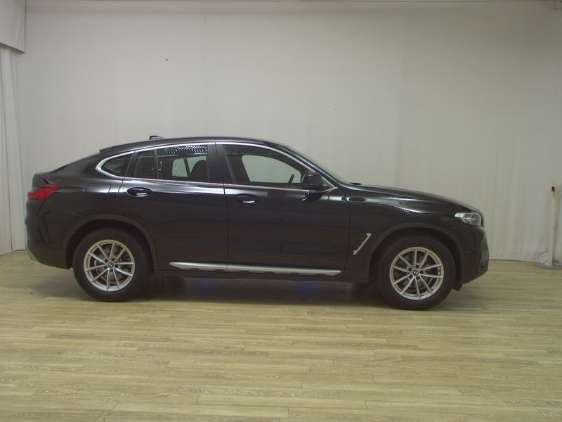 BMW X4 xDrive20d automatik • koža • Full LED
