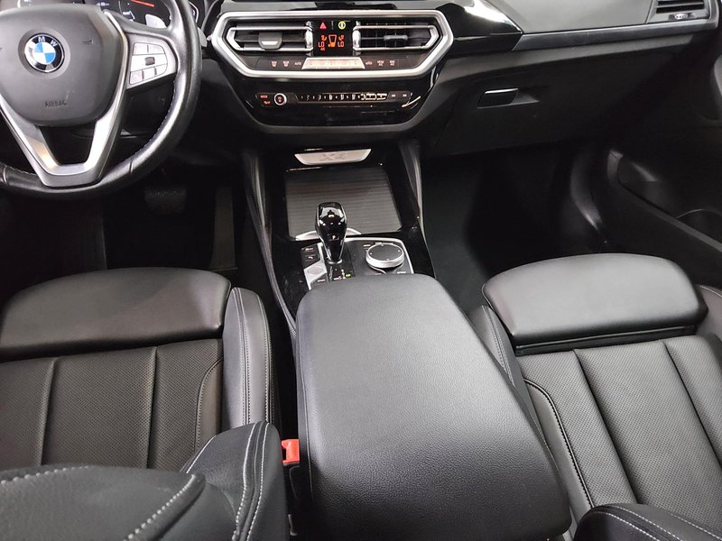 BMW X4 xDrive20d automatik • koža • Full LED — 6