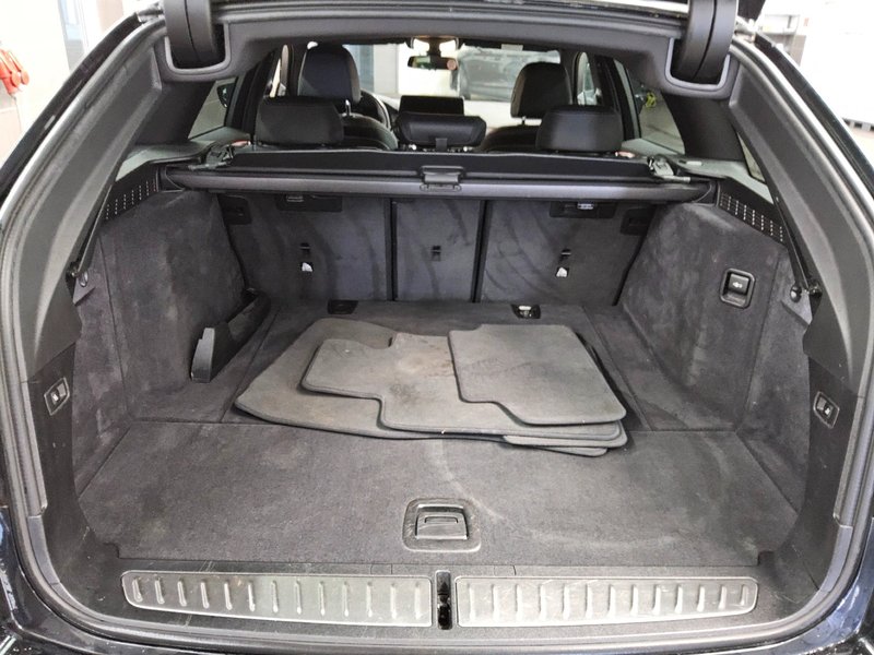BMW 520d Touring automatik M Sport • ACC • LED — 12
