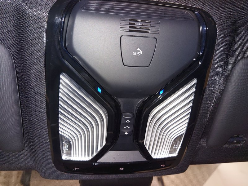 BMW 330e Touring Sport Line automatik • ACC • Full LED — 13