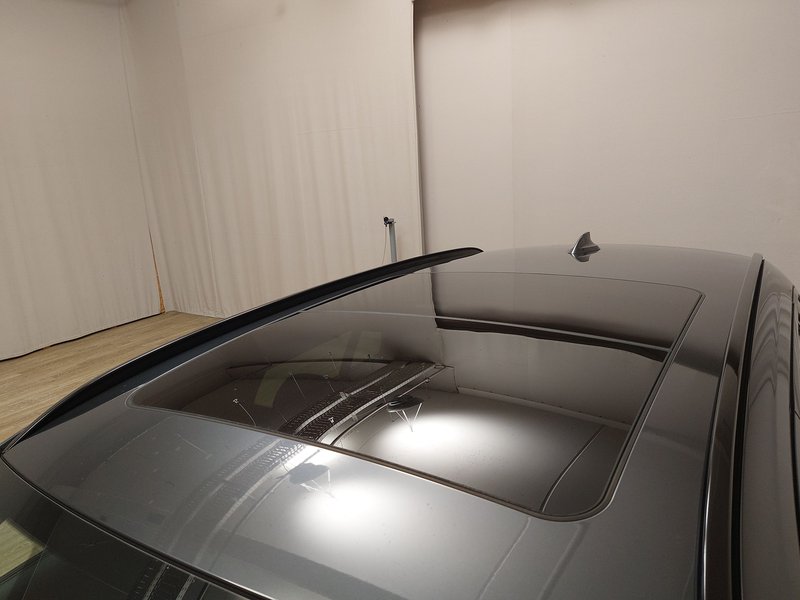 BMW 330e Touring Sport Line automatik • ACC • Full LED — 17