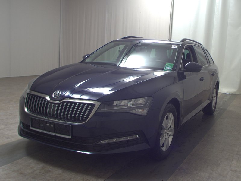 Škoda Superb Kombi 2.0 TDI automatik Ambition • ACC • Full LED — 2
