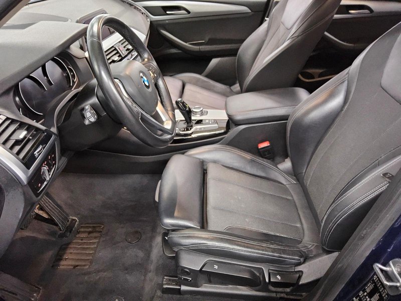 BMW X3 xDrive20i automatik Advantage • Full LED — 8