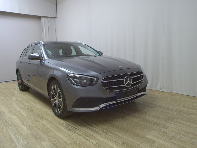 Mercedes-Benz E 300 de karavan automatik Avantgarde • 360° kamera • LED — 3