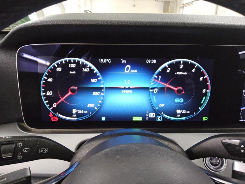 Mercedes-Benz E 300 de karavan automatik Avantgarde • 360° kamera • LED — 8