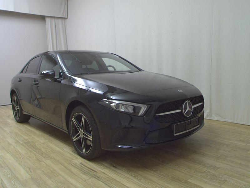 Mercedes-Benz A 250 e Progressive automatik • Full LED • digitalni instrumenti — 3