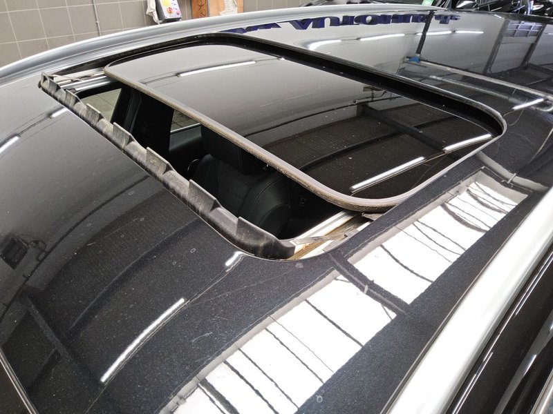Mercedes-Benz E 300 de karavan automatik Avantgarde • panorama • ACC — 13