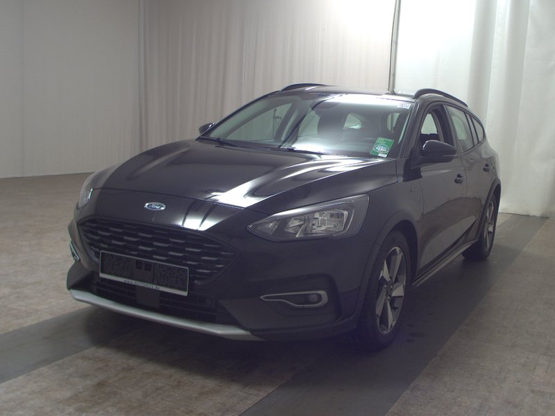Ford Focus Turnier 1.5 EcoBlue Active automatik • LED • navigacija — 2