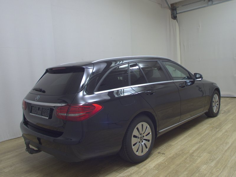 Mercedes-Benz C 220 d karavan automatik • panorama • HUD — 4