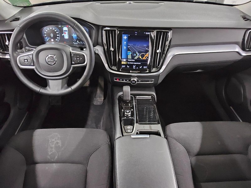 Volvo V60 T6 AWD Inscription automatik • AHK • Full LED — 5