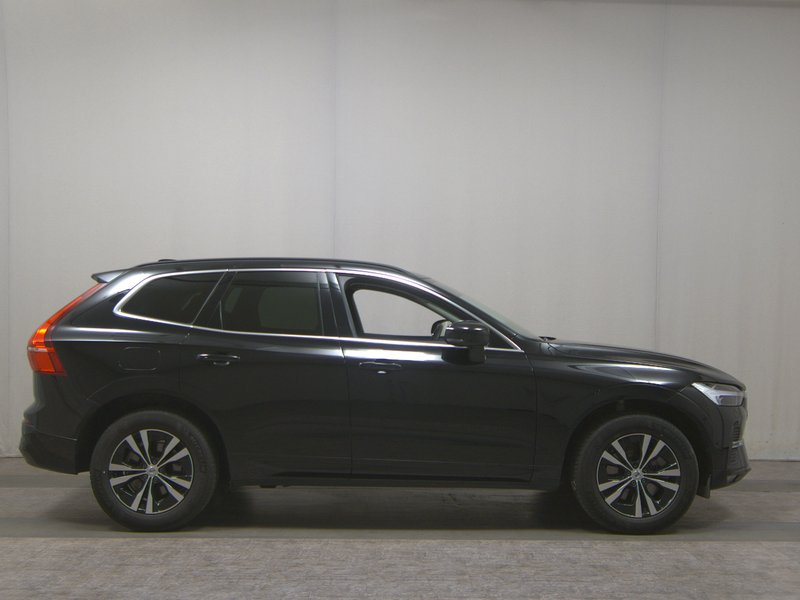 Volvo XC60 B4 Momentum Pro automatik • 360° kamera