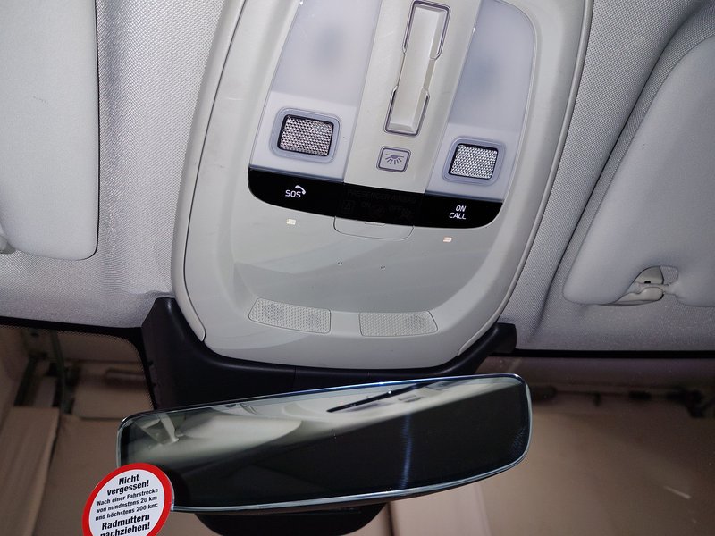 Volvo XC60 B4 Momentum Pro automatik • 360° kamera — 13