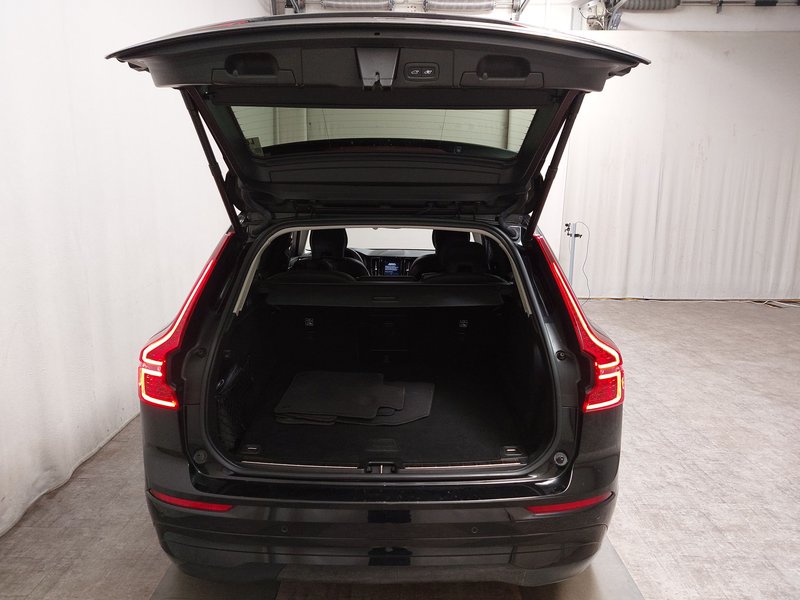 Volvo XC60 B4 Momentum Pro automatik • 360° kamera — 17