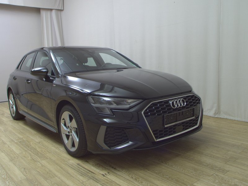 Audi A3 Sportback 30 TDI automatik S line • digitalni instrumenti — 3