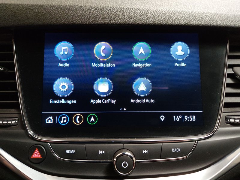 Opel Astra Sports Tourer Elegance automatik • krovni otvor • LED — 18