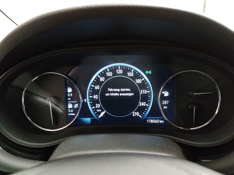 Opel Astra Sports Tourer Elegance automatik • krovni otvor • LED — 21