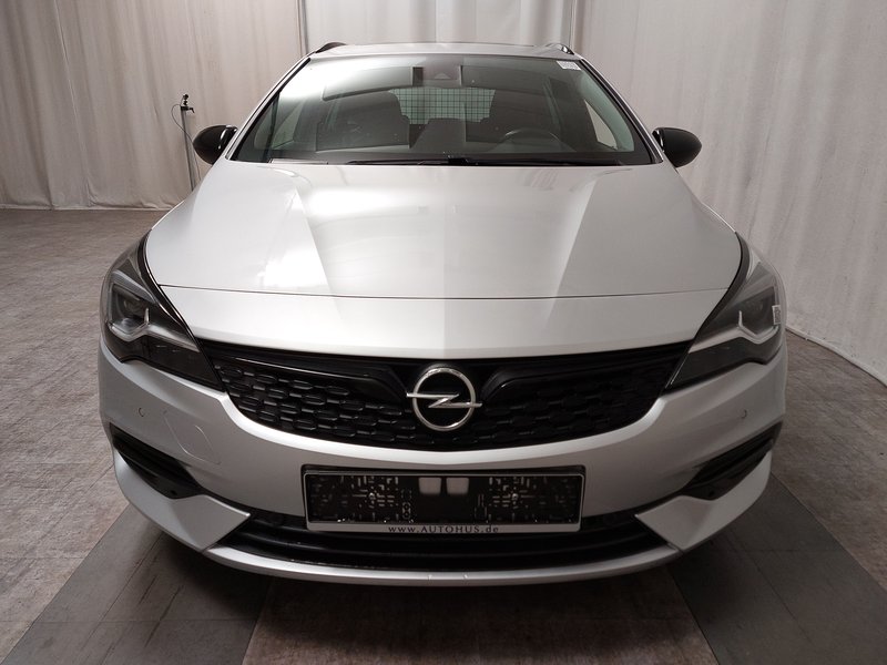 Opel Astra Sports Tourer Elegance automatik • krovni otvor • LED — 9