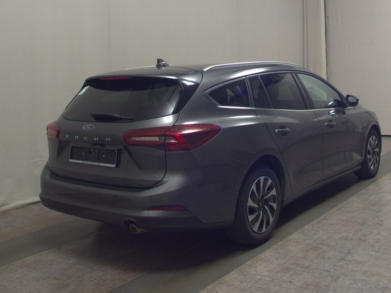 Ford Focus Turnier Titanium automatik • ACC • LED — 4