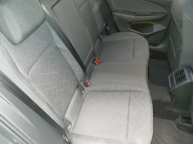 Volkswagen Golf 2.0 TDI automatik Life • ACC • LED — 12