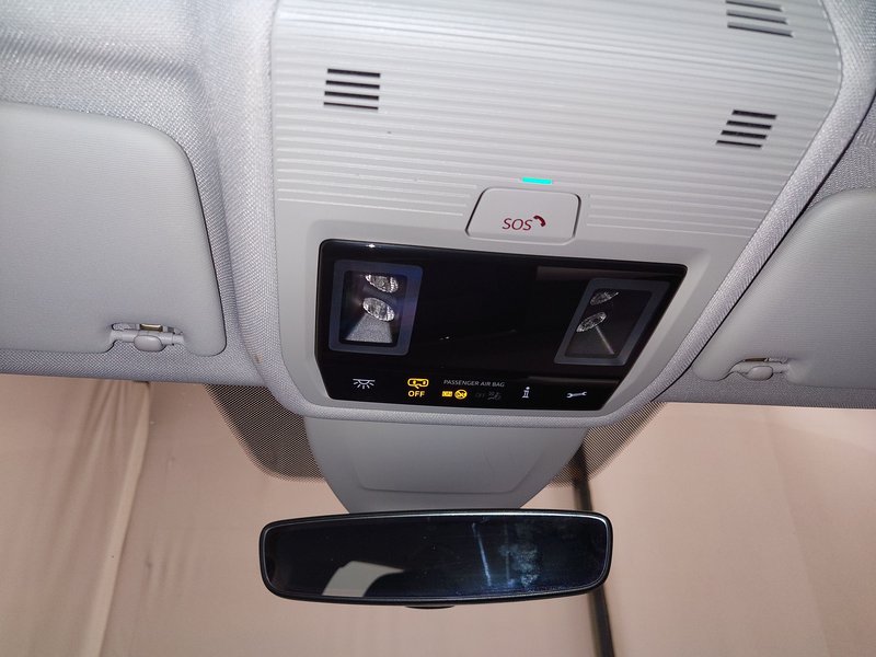 Volkswagen Golf 2.0 TDI automatik Life • ACC • LED — 13