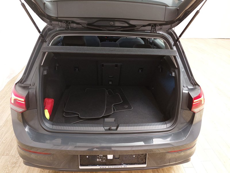 Volkswagen Golf 2.0 TDI automatik Life • ACC • LED — 16