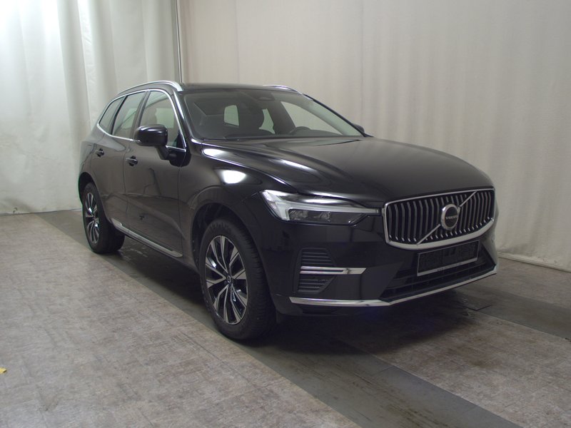 Volvo XC60 B4 D AWD automatik Plus Bright • ACC • 360° kamera — 3
