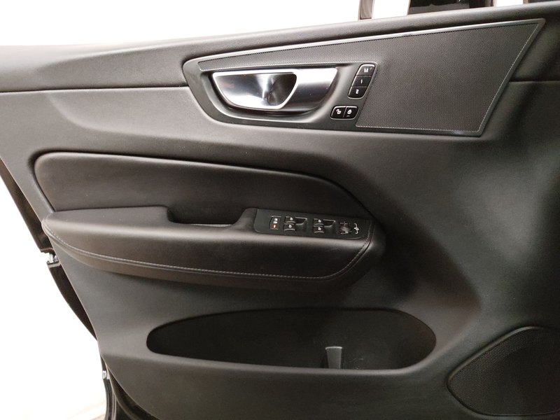 Volvo XC60 B4 D AWD automatik Plus Bright • ACC • 360° kamera — 5