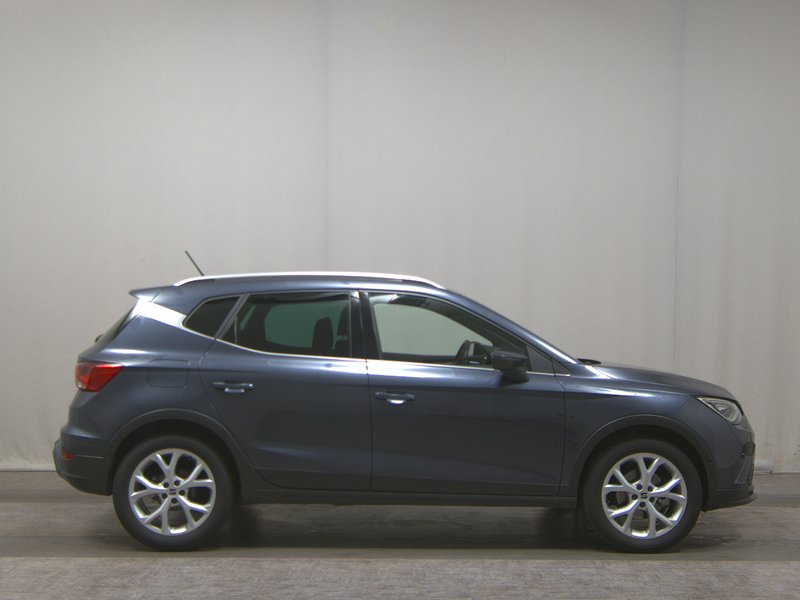 SEAT Arona 1.0 TSI automatik FR-Line • Full LED • ACC