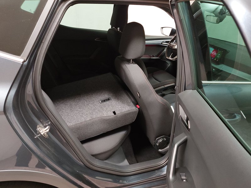 SEAT Arona 1.0 TSI automatik FR-Line • Full LED • ACC — 11