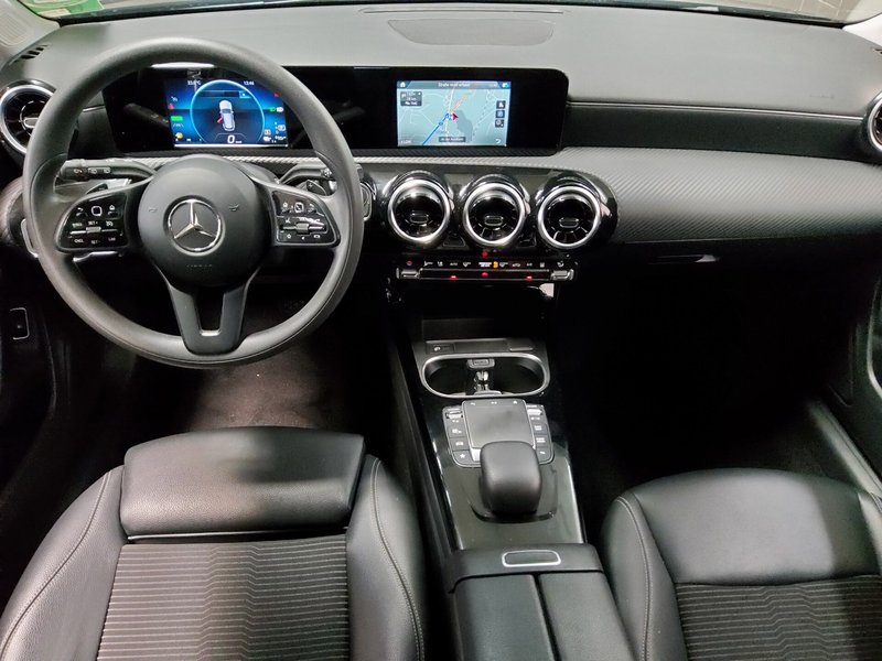Mercedes-Benz CLA 250 e Shooting Brake automatik • LED • digitalni instrumenti — 5