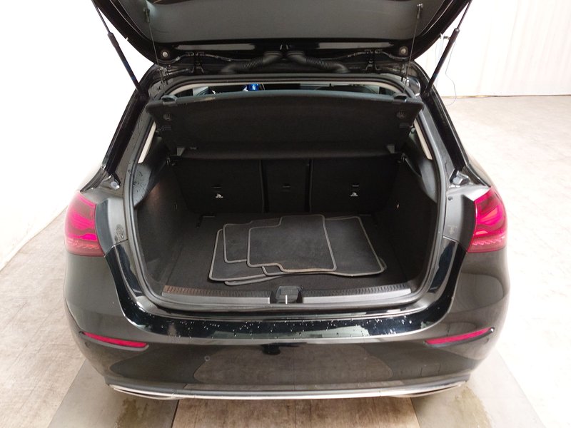 Mercedes-Benz A 200 d automatik Progressive • ACC • Full LED — 15
