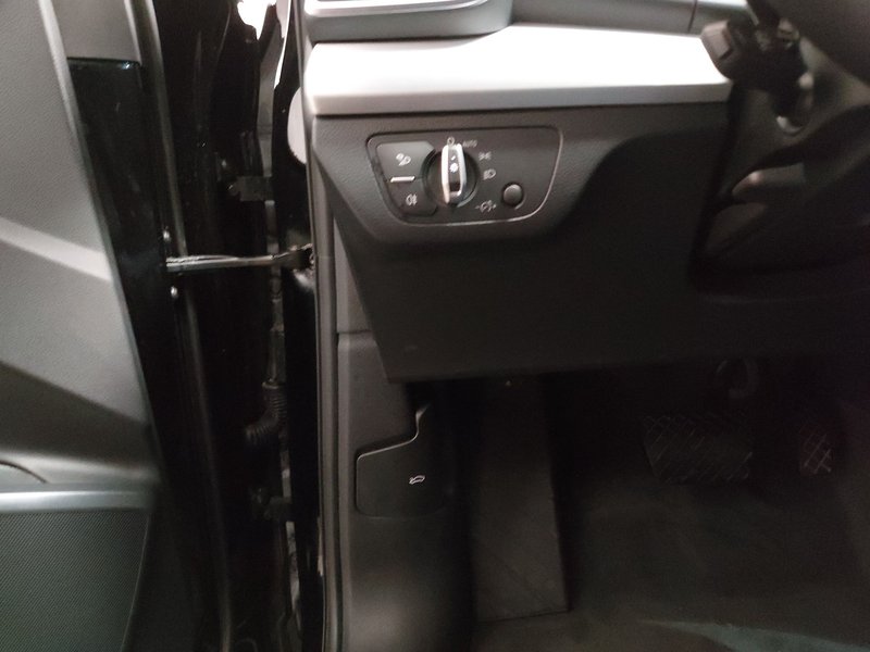Audi Q5 50 TFSI e quattro S line automatik • 360° kamera • ACC — 7