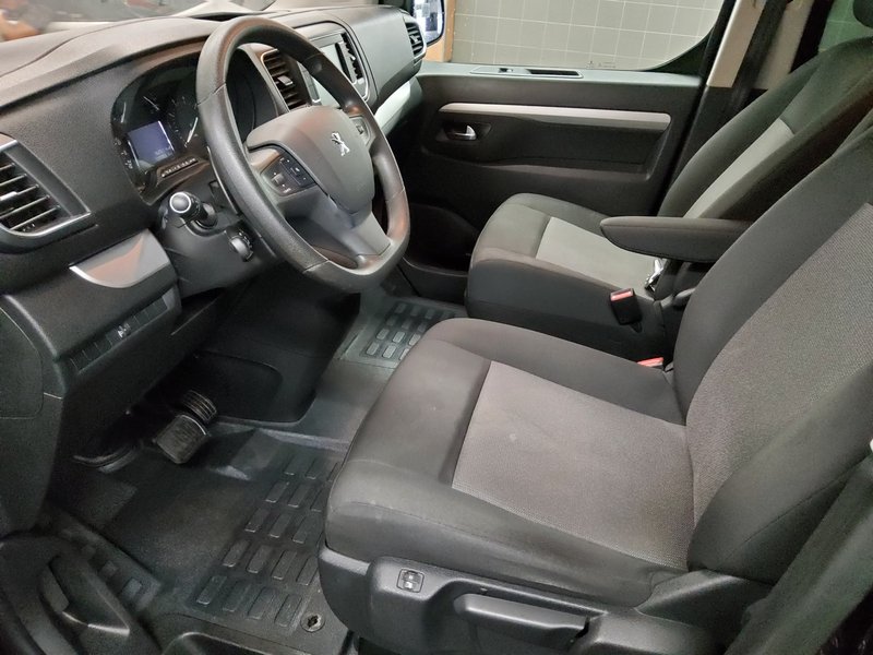Peugeot Traveller 2.0 BlueHDi Business-Line automatik • AHK • grijanje sjedala — 8