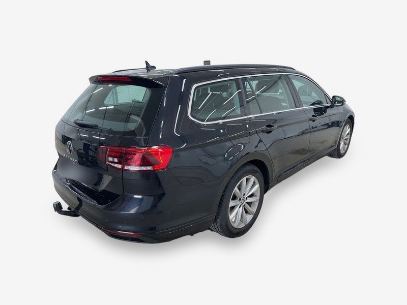 VW Passat Variant 1.5 TSI Business automatik • ACC • LED — 3