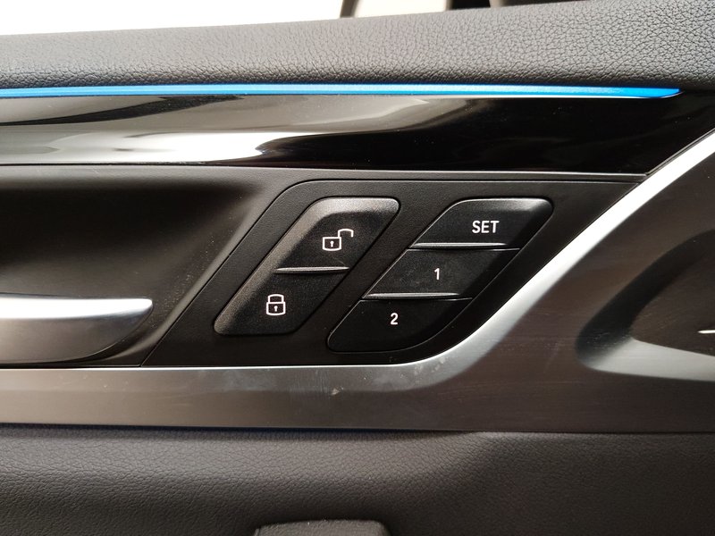 BMW iX3 Inspiring • LED • električna peta vrata — 15