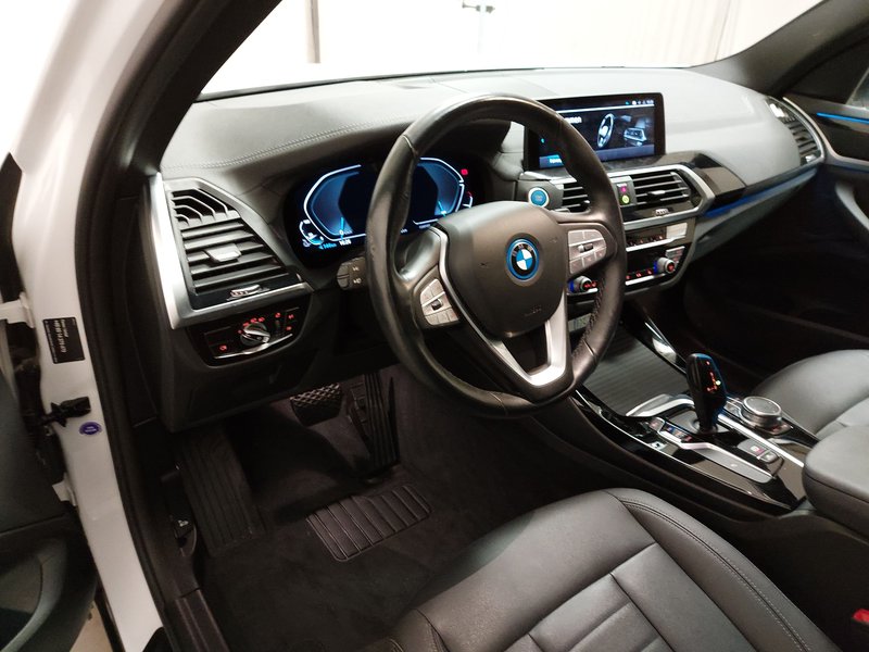 BMW iX3 Inspiring • LED • električna peta vrata — 6