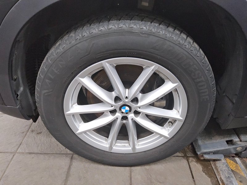 BMW X5 xDrive30d automatik • koža • ACC — 11